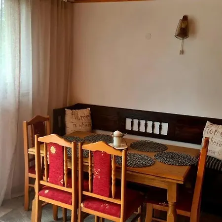 Zemplinska Sirava Pri Vode, 3 Spalne * Vinné